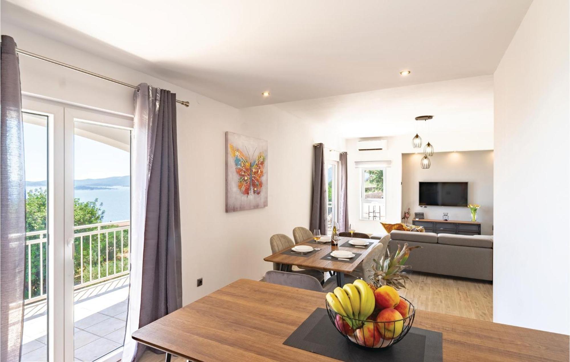 Nice Apartment In Orebic With House Sea View Zewnętrze zdjęcie