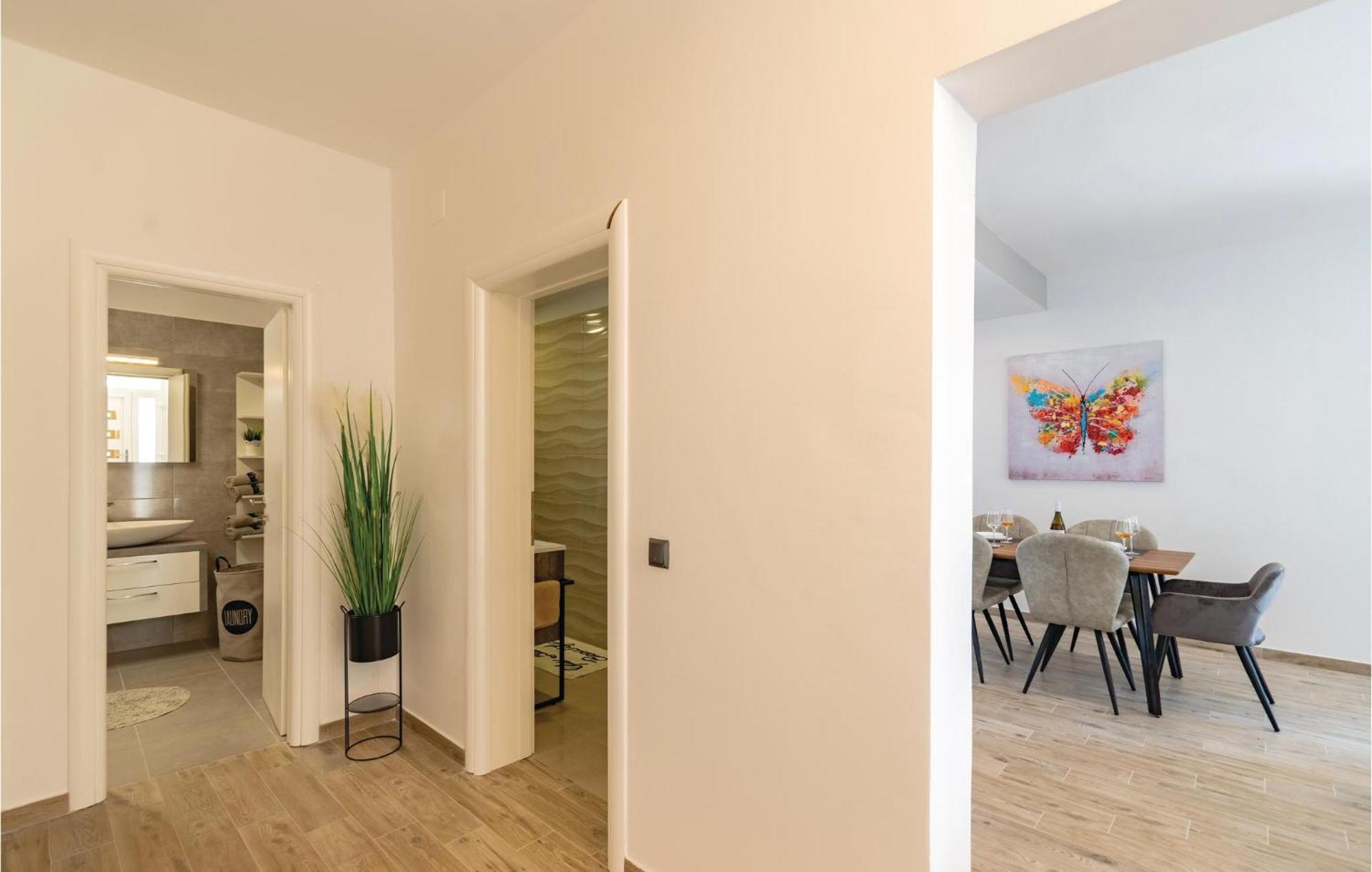 Nice Apartment In Orebic With House Sea View Zewnętrze zdjęcie